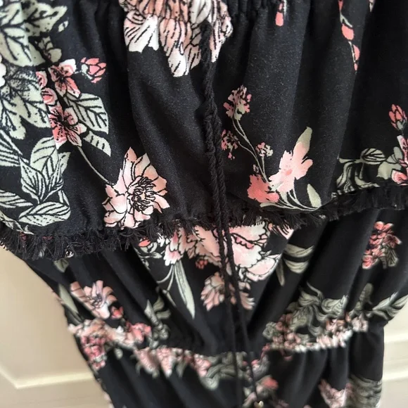 Rompers - Picture 3 of 4